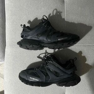 Balenciaga Track S (Triple Black)